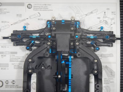 19.リヤアクスルの取り付け