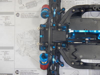 23.リヤダンパーの取り付け