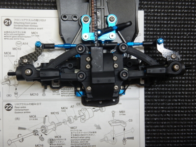 21.フロントアクスルの取り付け