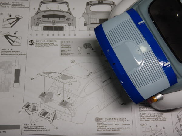 45.エンジンフードの取り付け