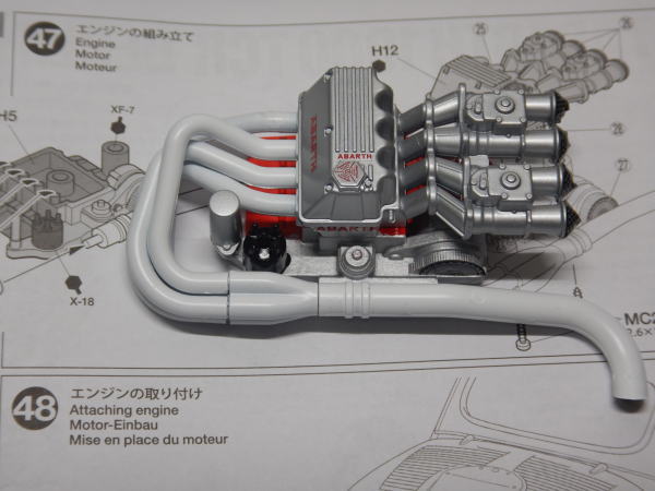 47.エンジンの組み立て